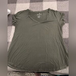 Size medium green American Eagle T shirt